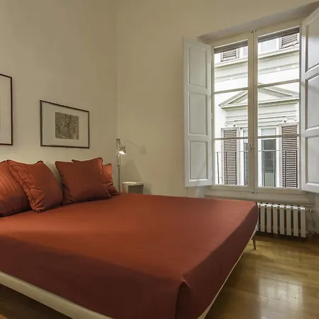 Apartmán Beneath The Elegant Silhouette Of Duomo *