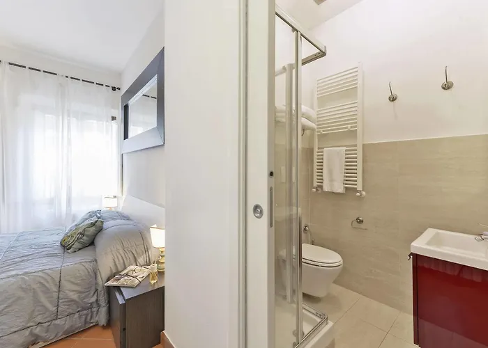 Apartament Beneath The Elegant Silhouette Of Duomo